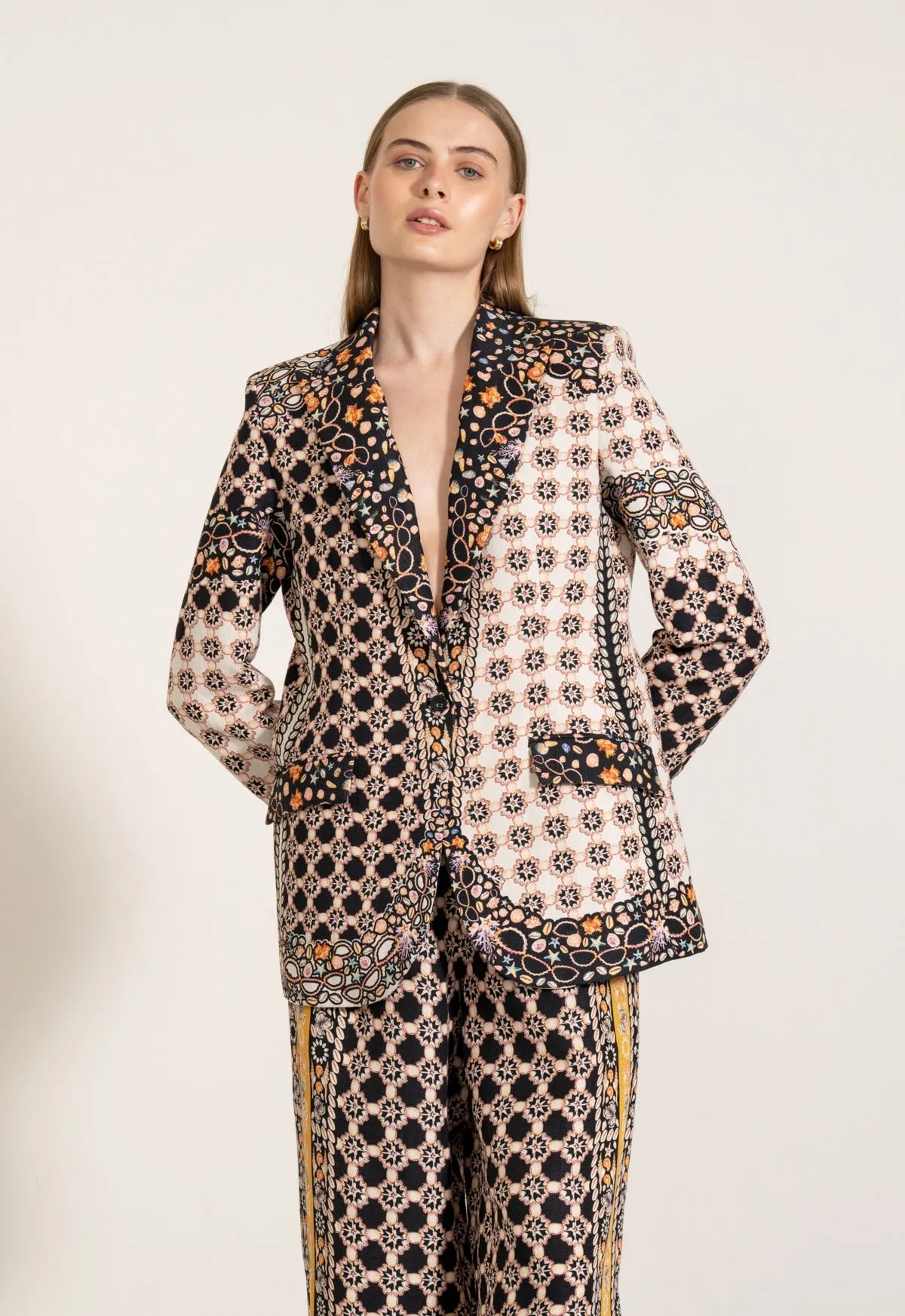 Aurora knotch collar jacket and pants