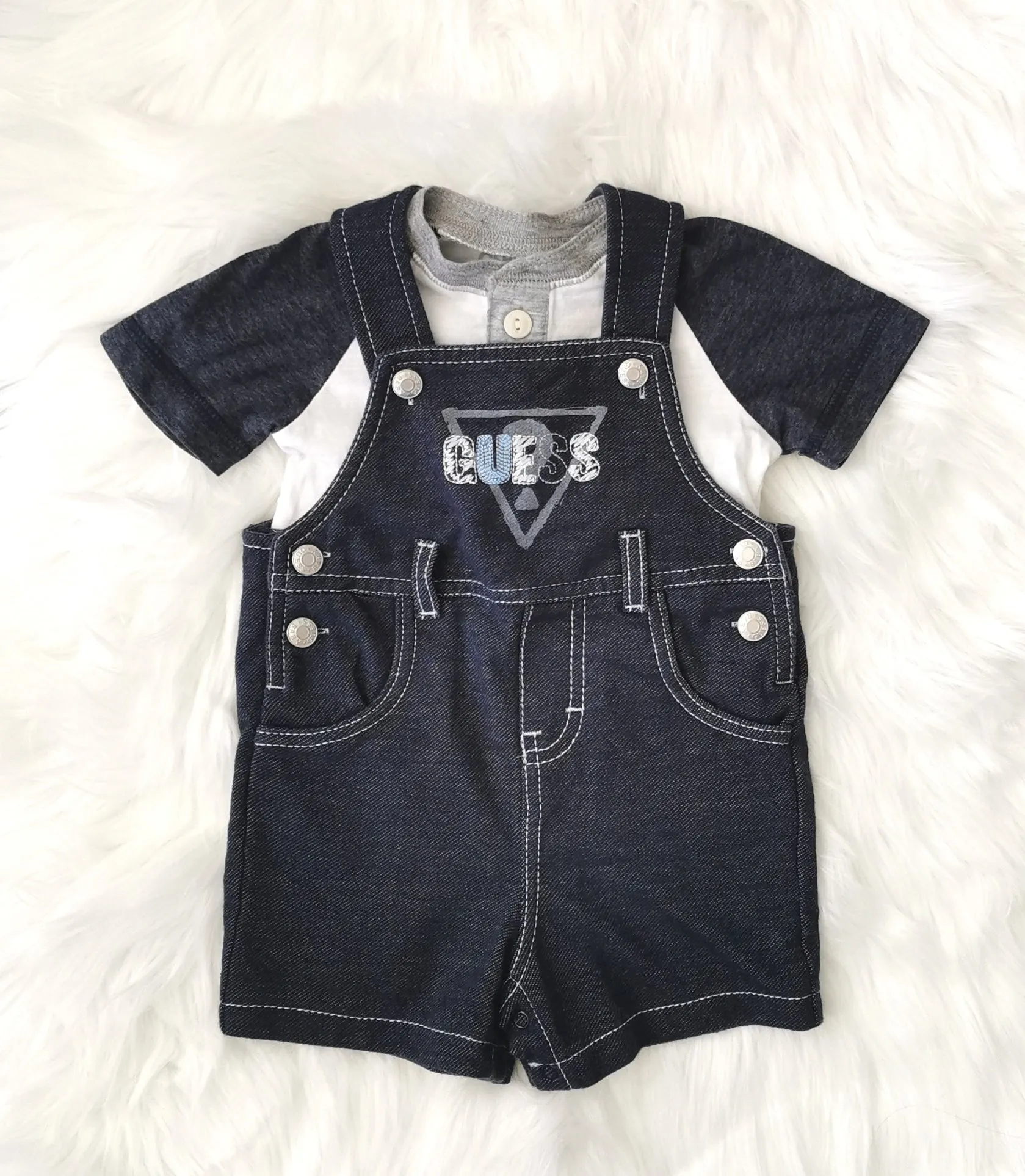 BABY BOY SIZE 6/9 MONTHS - GUESS BABY & OSHKOSH, 2 Piece Mix N Match Summer Outfit EUC B14