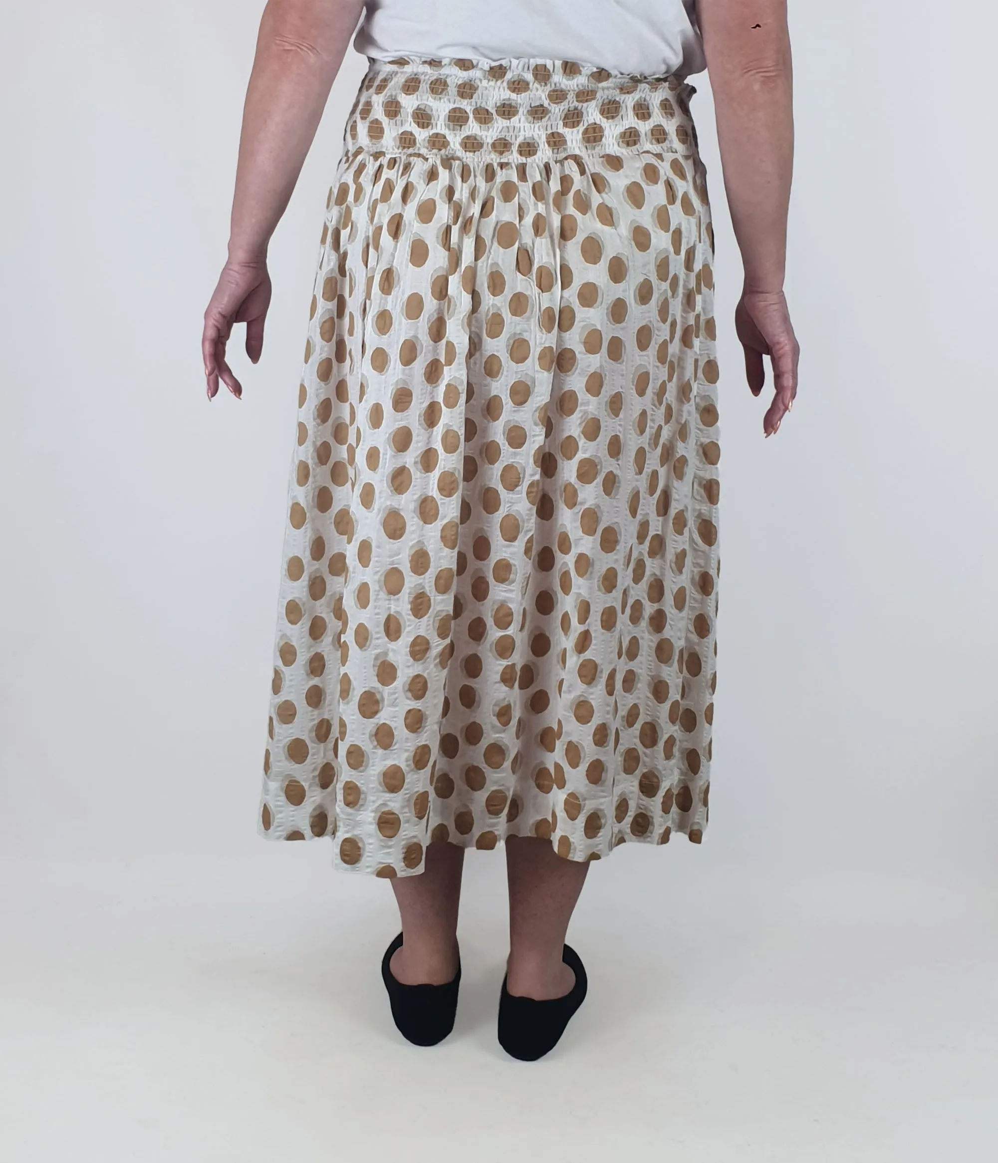Brown polka dot skirt fits size 16-18