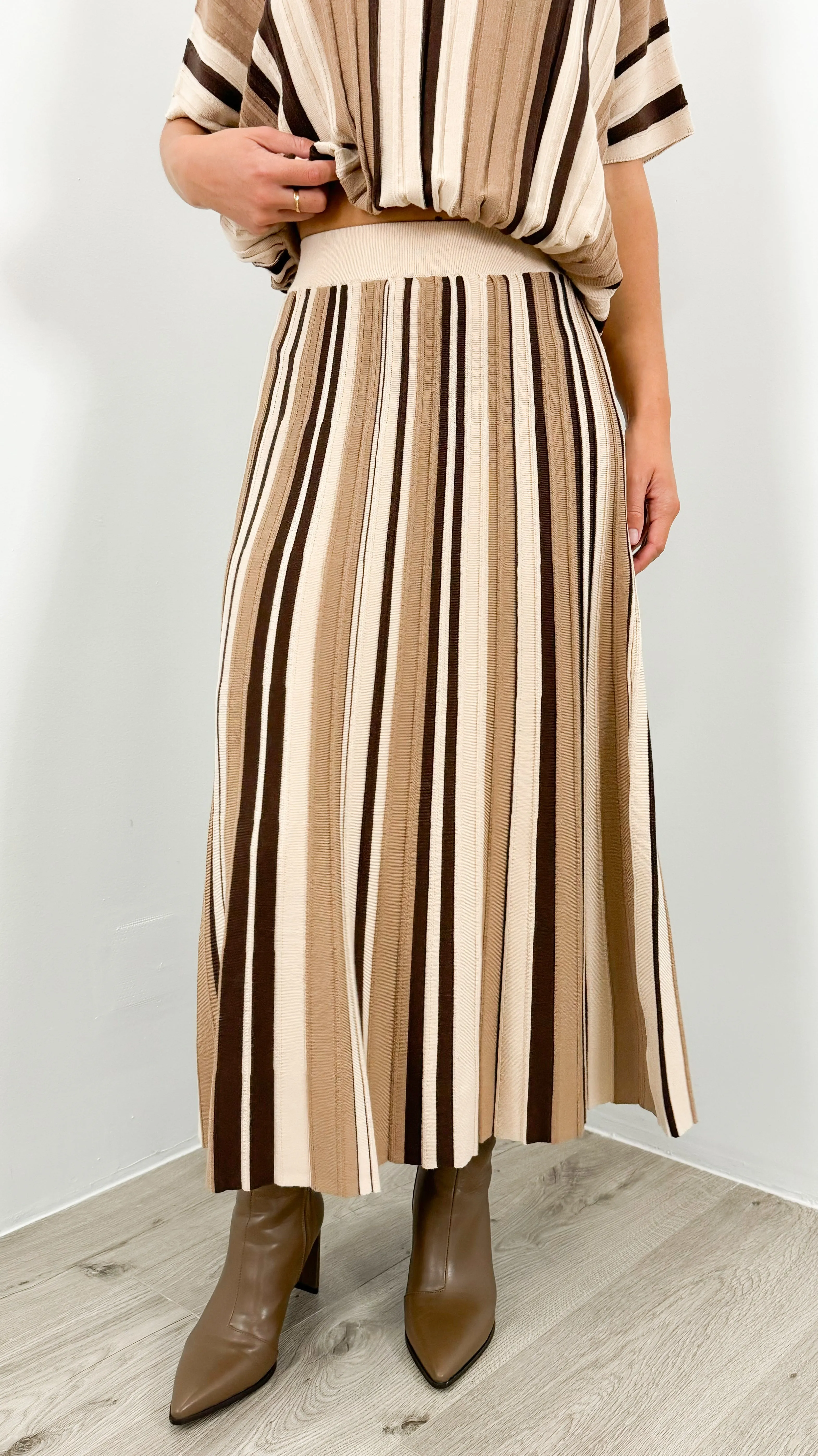 CAMBERWELL STRIPE KNIT PLEAT SKIRT - MULTI
