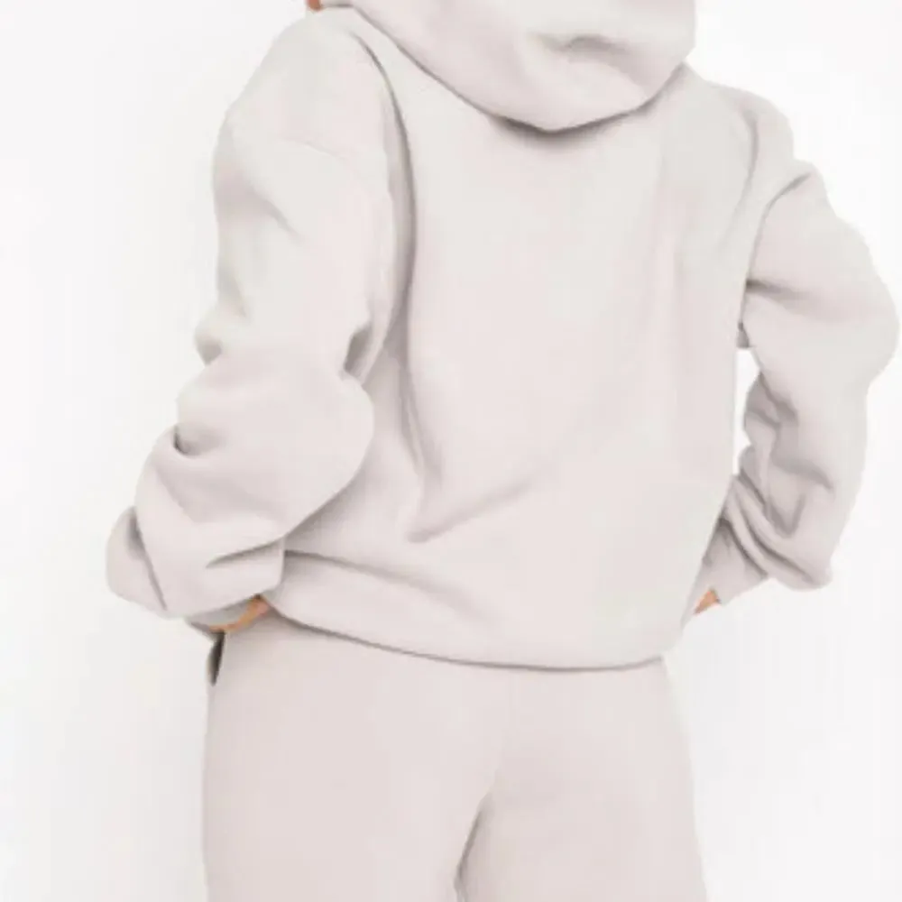 Claudia - Comfortable Casual Woman's Hoodie Tracksuit Set