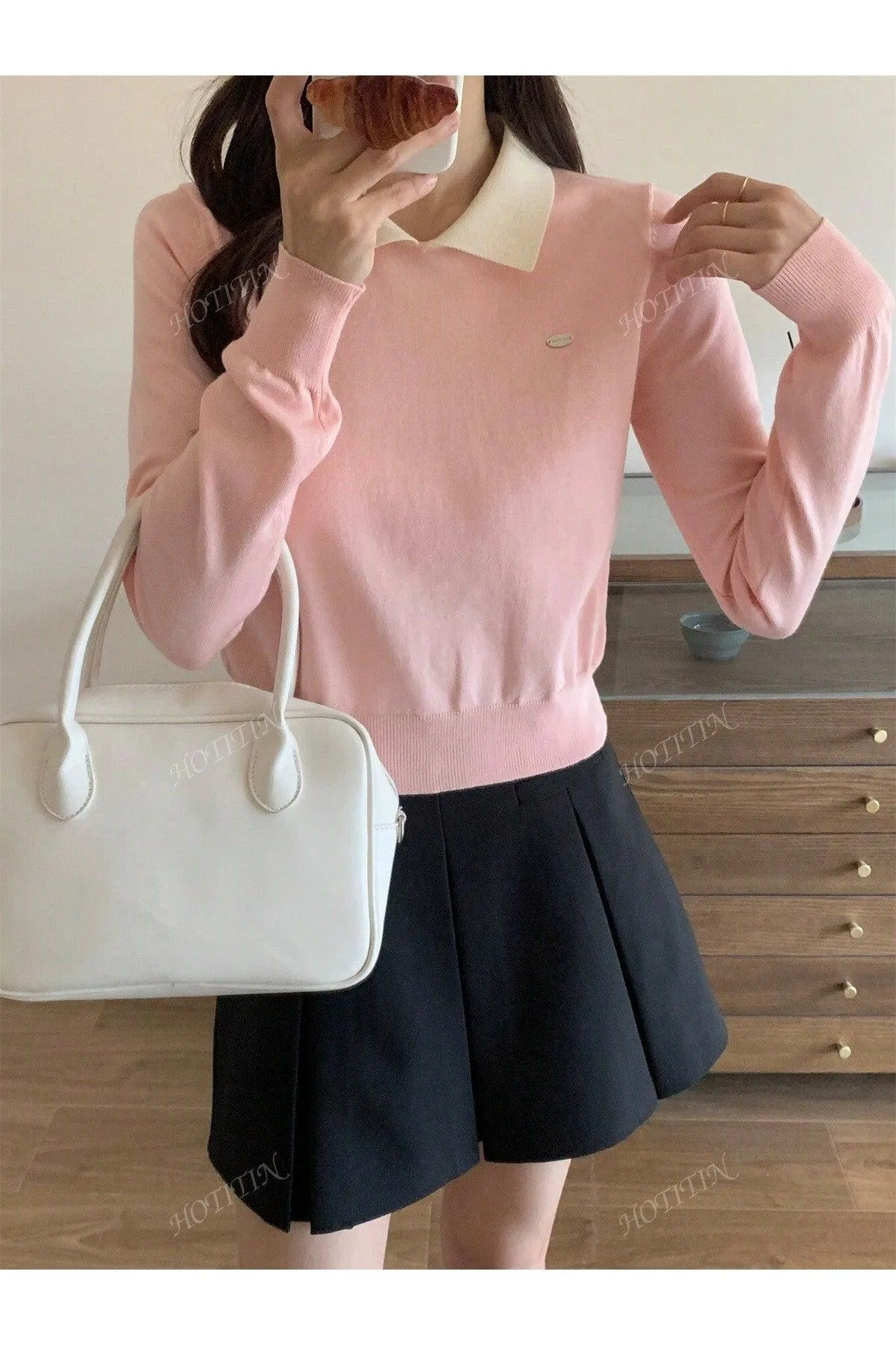 Korean Polo Collar Autumn/Winter New Short Top, Thin Top, Contrasting Color, Long Sleeved Women's Sweater