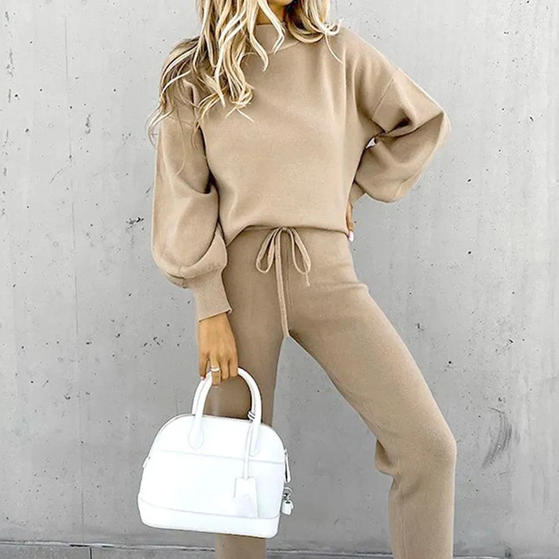 Layla - Elegant and Comfortable Woman's Tow Piece Homesuit