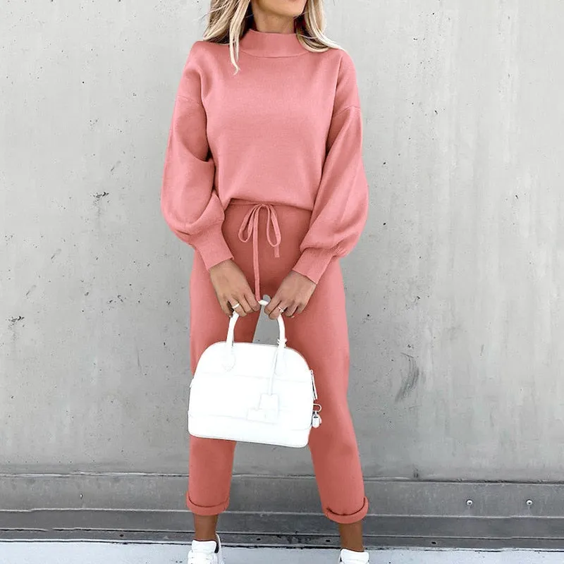 Layla - Elegant and Comfortable Woman's Tow Piece Homesuit