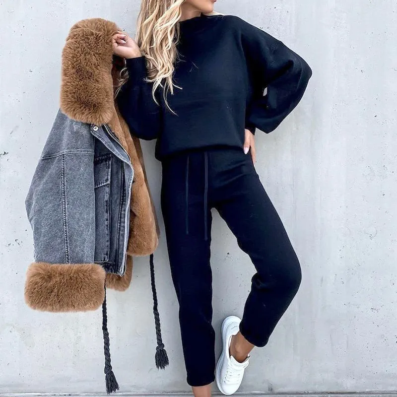 Layla - Elegant and Comfortable Woman's Tow Piece Homesuit