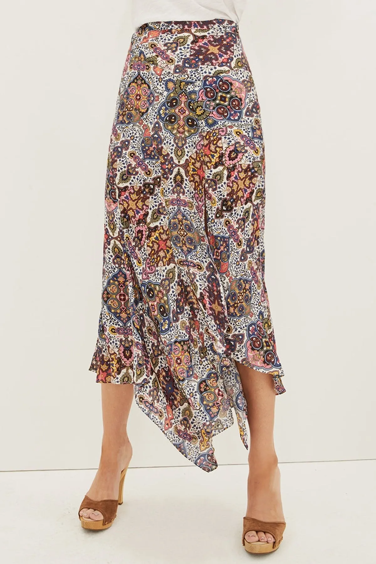 Mac Tapestry-Print Skirt in Multi