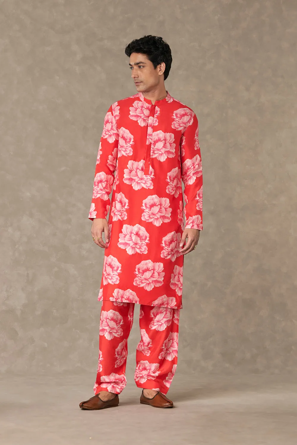 Red Nurvi Sitara Kurta Sets