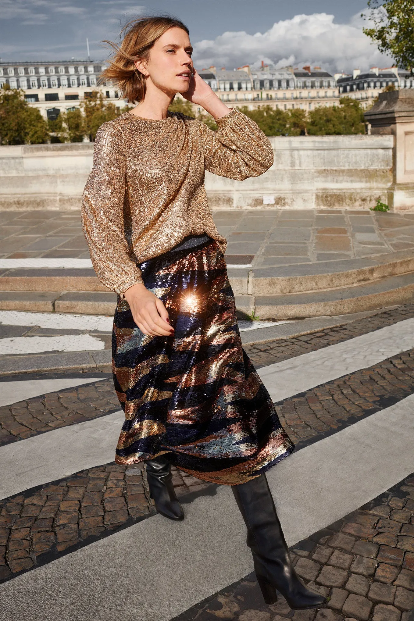 Sara Zig Zag Sequin Skirt - Gold Multi