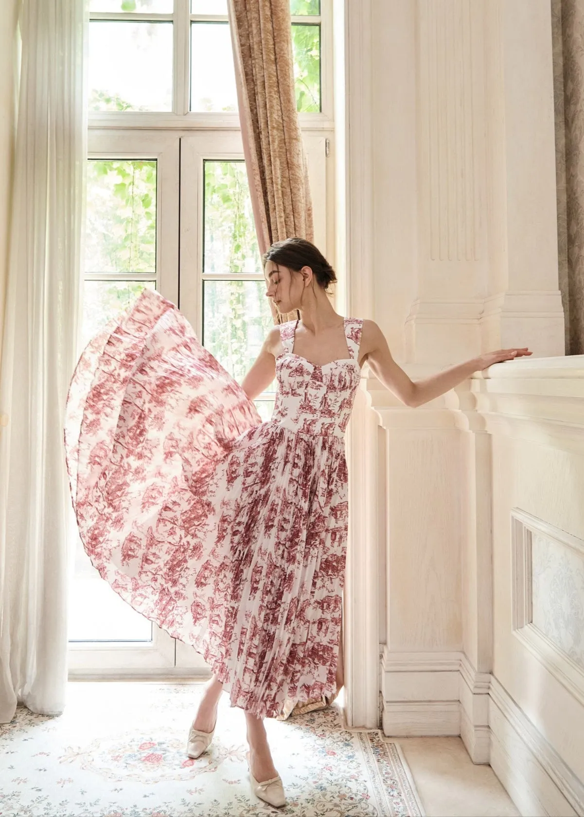 The Cherise Pleated Skirt in Ivory Luxembourg