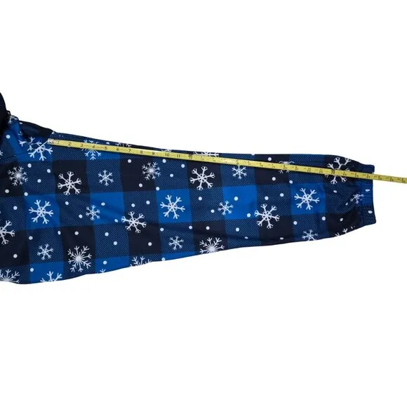 Women Overall Pajamas XS Warm Soft Knit Après Ski Snowflake Blue White NWT