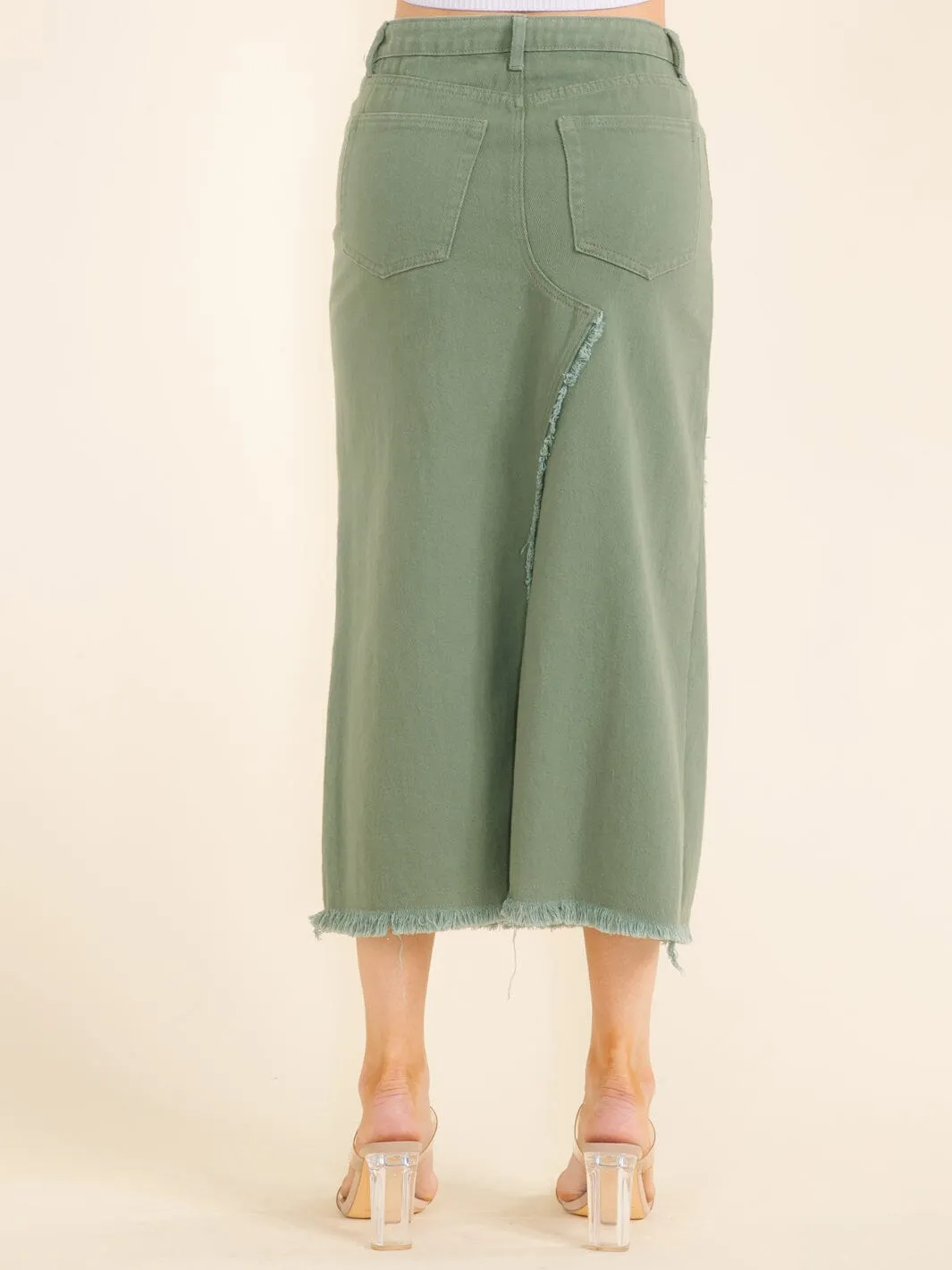 WOMEN'S BUTTON CLOSURE SIDE SLIT POCKETS DENIM MIDI SKIRT