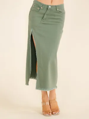 WOMEN'S BUTTON CLOSURE SIDE SLIT POCKETS DENIM MIDI SKIRT