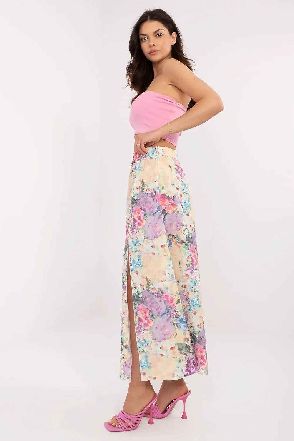 Women's midi skirt with a floral print